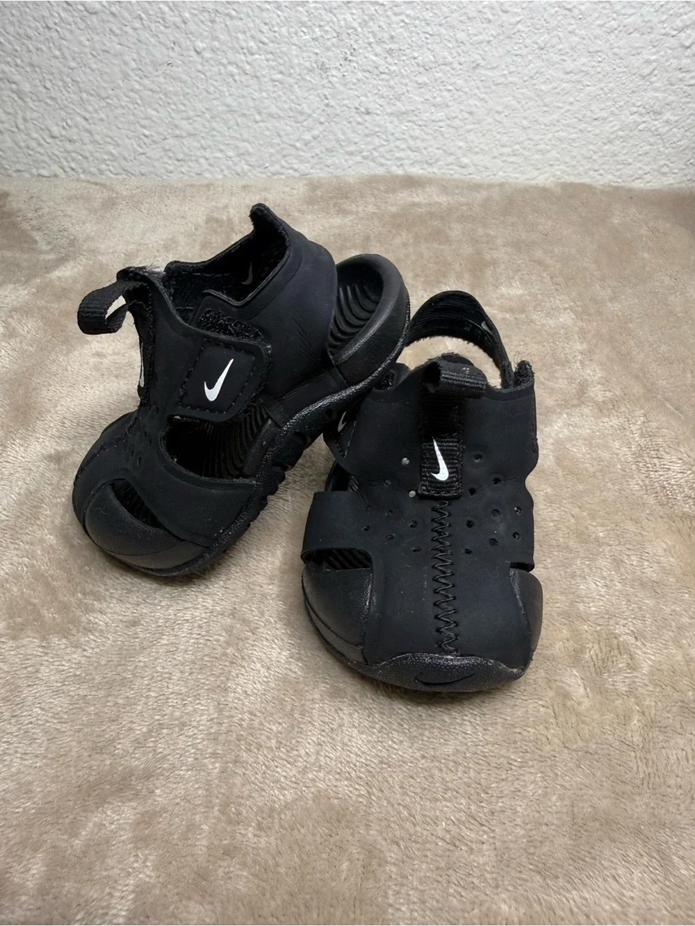 Nike durable closed